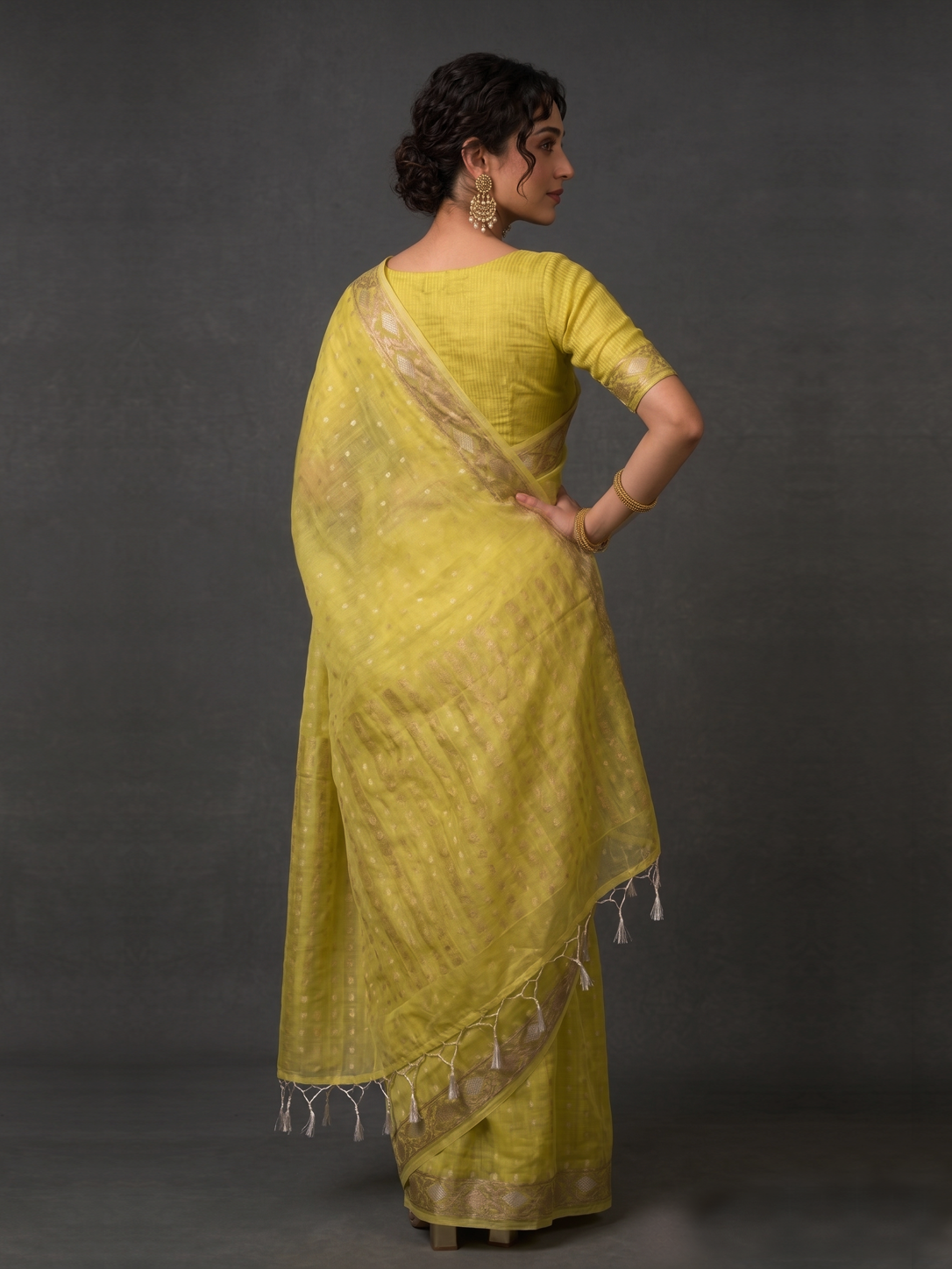 Yellow Bengal Muslin Jamdani Saree