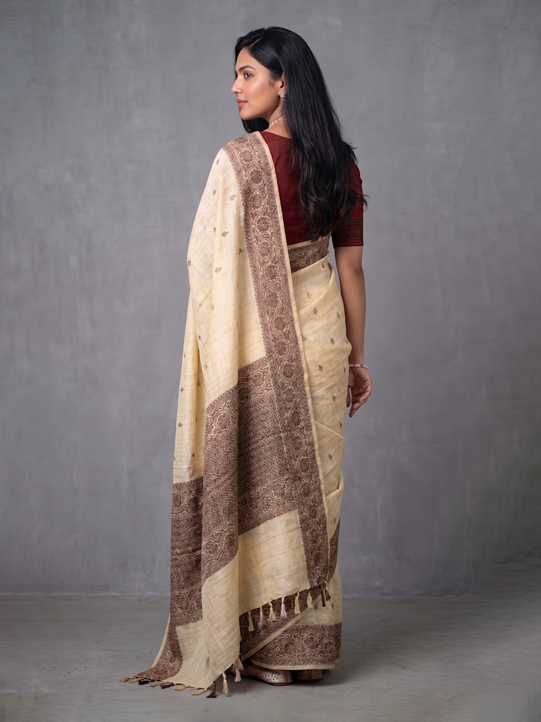 Ivory Zari-woven Raw Silk Benarasi