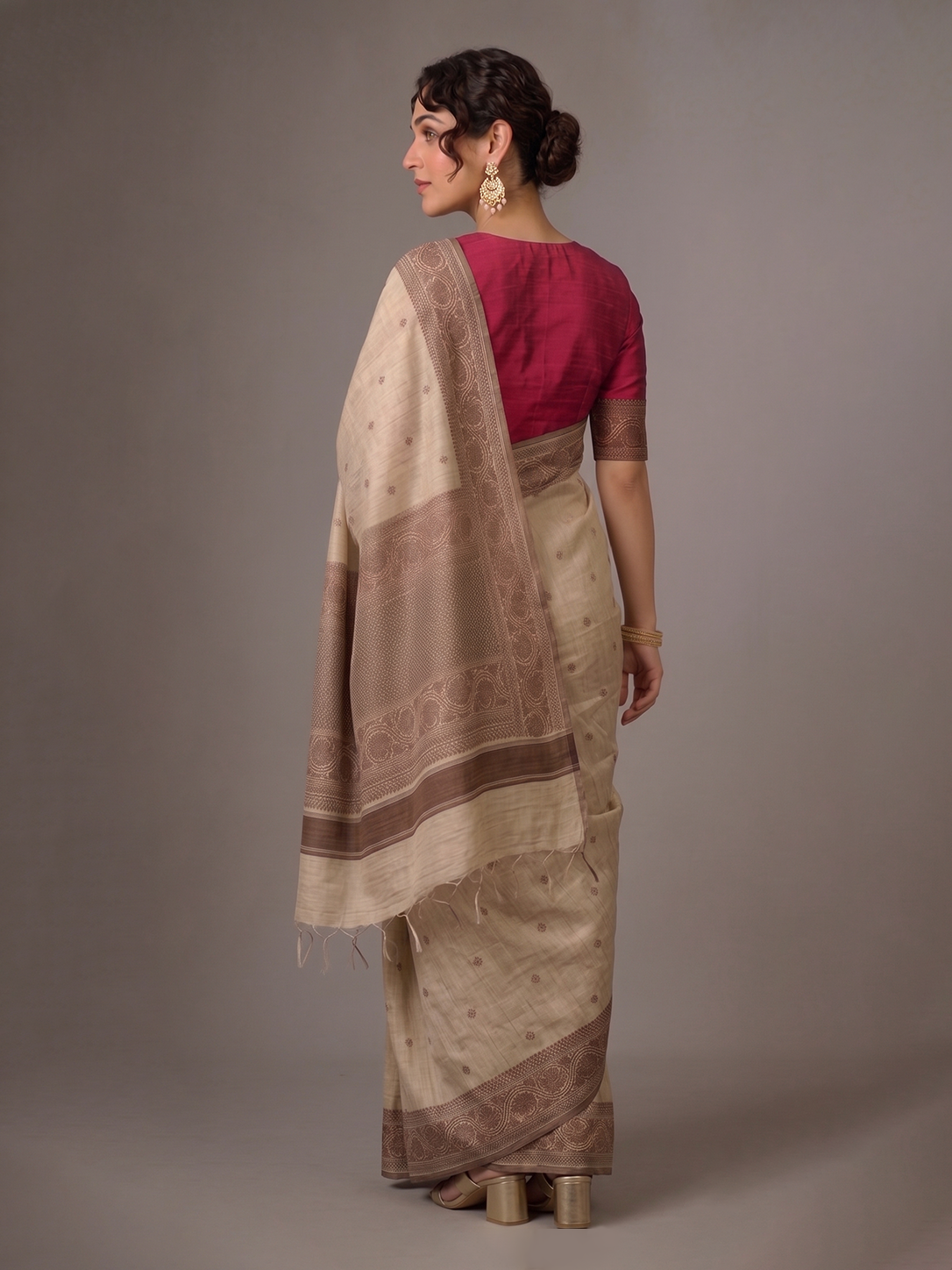 Light sandalwood Zari-woven Raw Silk Benarasi