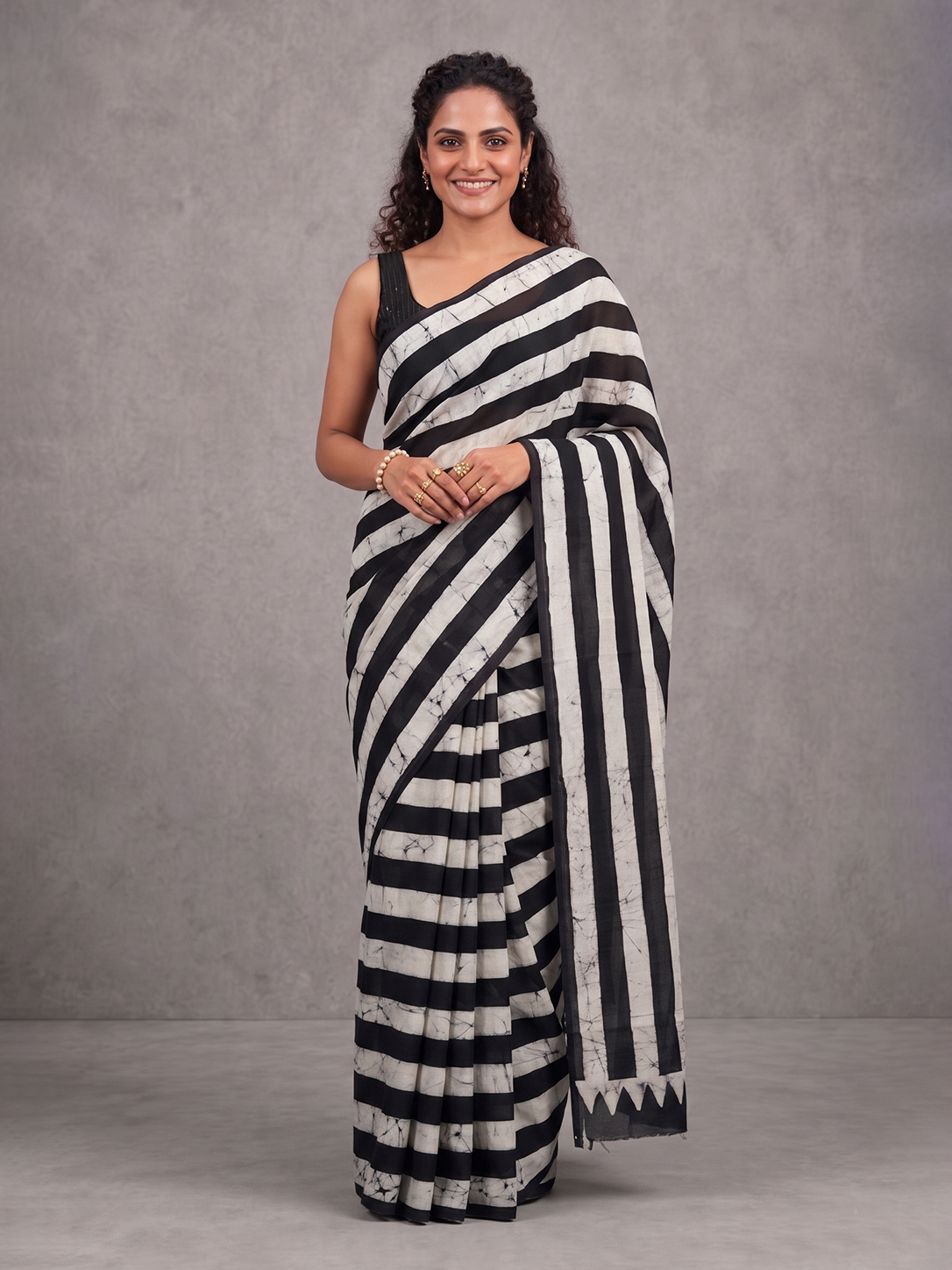 Bengal-Bishnupur Black and White Hand-Block Silk